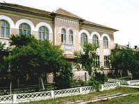 Apateu - scoala generala - Virtual Arad County (c)1999