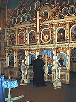 Chesint - Interior biserica - Virtual Arad County (c)2002
