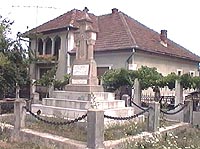 Gurahont - Monument "Ioan Buteanu" - Virtual Arad County (c)2002