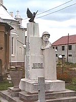 Gurahont - Monumentul eroilor - Virtual Arad County (c)2002