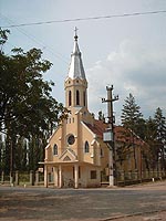 Satu Nou - Biserica catolica  - Virtual Arad County (c)2002