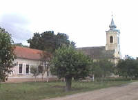 Tisa Noua - Strada si biserica catolica - Virtual Arad County (c)2001