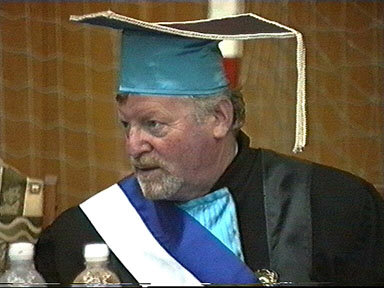 Prof. univ. dr. Aurel Ardelean, rectorul Universitatii de Vest "Vasile Goldis" - Virtual Arad News (c) 1998