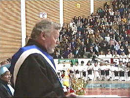 Domnul Aurel Ardelean, rectorul Universitatii de Vest "Vasile Goldis" - (c) Virtual Arad News, 1998