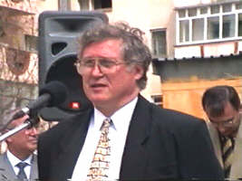 Directorul Liceului Baptist - prof. Ioan Redis - Virtual Arad News (c)2000