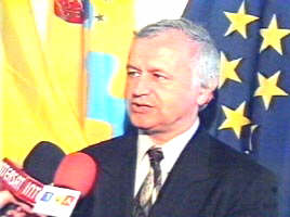 Primarul Dorel Popa isi exprima convingerea ca romania va fi primita astazi in NATO