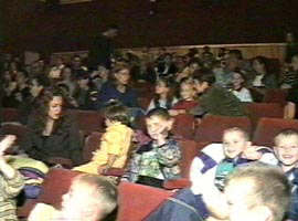 Copiii umplu salile Teatrului de Marionete