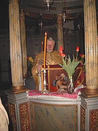 Invierea la Biserica Sarbeasca 2004 - Virtual Arad News (c)2004