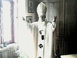 Papa Ioan Paul este prezent la muzeul figurilor de ceara din Arad