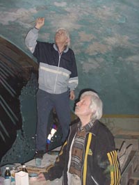 Se lucreaza la restaurarea picturilor de la biserica sarbeasca