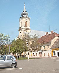 Vechea biserica din Aradul Nou a fost refacuta - Virtual Arad News (c)2004