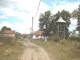 Bodrogul Vechi - doar cateva case mai amintesc de una din cele mai vechi localitati din judet - Virtual Arad News (c)2005