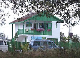 Casa de vacanta facuta pe raspunderea proprietarului - Virtual Arad News (c)2005