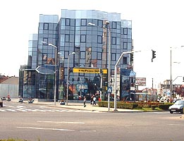 In Piata Spitalului a fost construita prima cladire cu birouri de categoria A - Virtual Arad News (c)2005