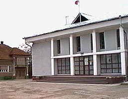 La Casa de cultura din Buteni se vor desfasura programe artistice - Virtual Arad News (c)2005