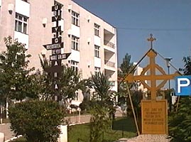 Universitatea de Vest "Vasile Goldis" la 15 ani de la infiintare - Virtual Arad News (c)2005