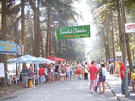 Festivalul Clatitelor de la Moneasa a adunat multi vizitatori - Virtual Arad News (c)2006