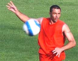 Fotbalistul Sabin Ilie de la UTA a fost implicat intr-un scandal