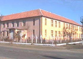 Scoala din Craiva va fi iluminata cu neon - Virtual Arad News (c)2006