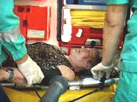 Accidentatii de la fabrica de termopane au fost transportati la spital