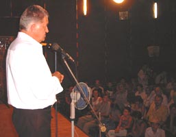 Actorul Dorel Visan la deschiderea "Festivalului Gura Satului" de la Macea