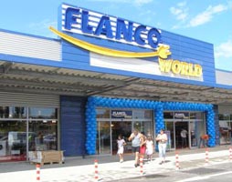 Flanco World International recent deschis in Arad