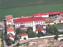 Manastirea de maici Gai este deschisa credinciosilor - Virtual Arad News (c)2007