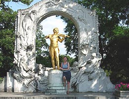 Monumentul Strauss de la Viena