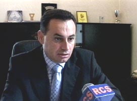 Primarul Gheorghe Falca este nemultumit pentru ca in comisie nu se gasesc aradeni