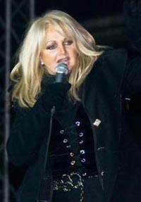 Bonnie Tyler a petrecut noaptea de Revelion cu aradenii