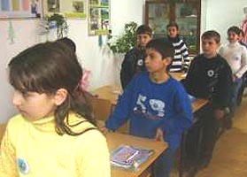Elevii din Varfurile invata intr-o scoala complet refacuta