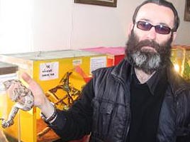 Fostul calugar Adrian Voicu a intrat in afaceri cu reptile