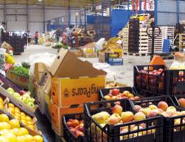 Comisariatul Judeţean pentru Protecţia Consumatorului Arad a verificat comercianţii de legume şi fructe proaspete din en-gross-uri