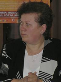 Directorul DGASPC Arad, Edita Iuhasz a venit cu detalii referitor la proiectele şi sistemul folosit pentru bunul mers al adopţiei copiilor de etnie romă