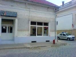 O banca din orasul Lipova a ramas deschisa o noapte intreaga