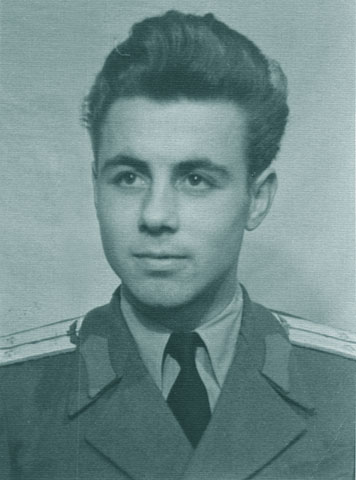 Lt. av. Mereu Constantin, fotografie datata 25.12.1958